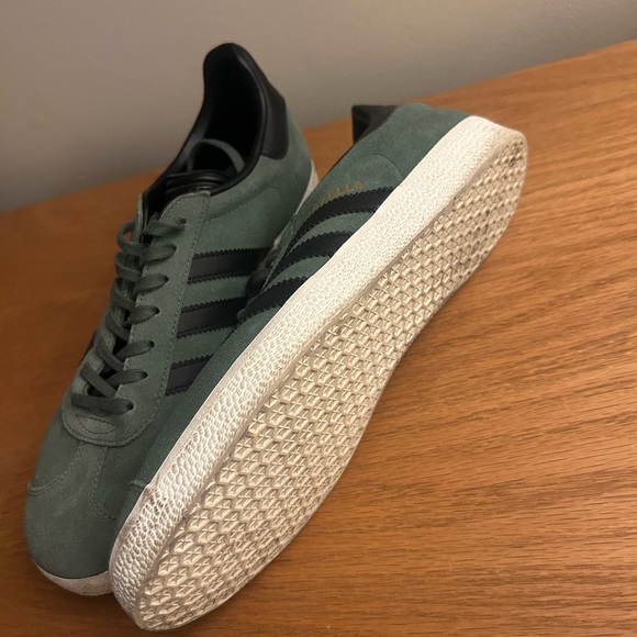 Adidas Gazelle - Picture 2 of 4